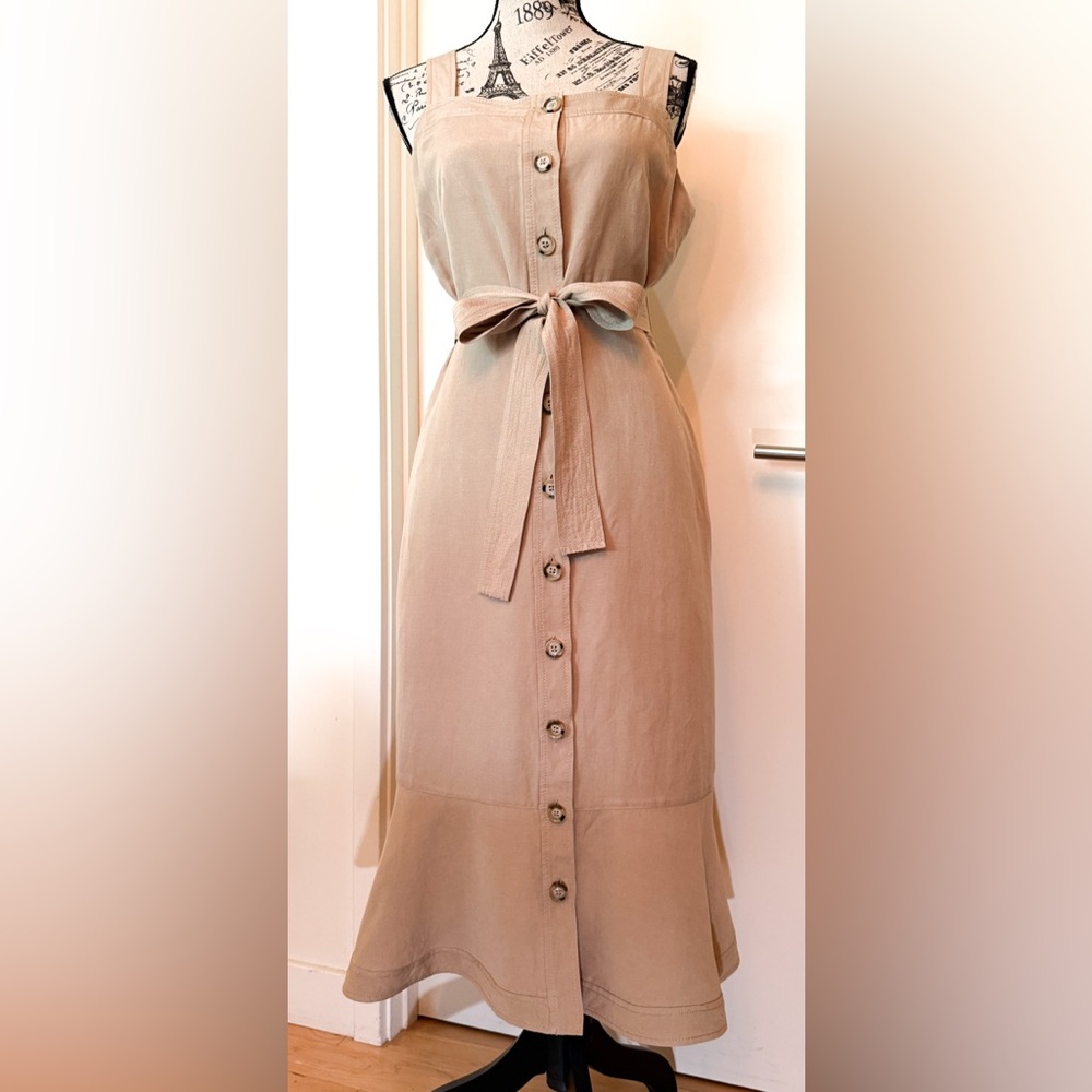 Banana Republic Beige Midi Dress with Buttons